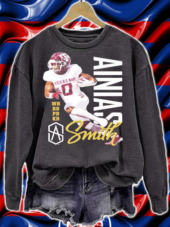Texas A&M Ainias Smith Photo Pose Comfort Shirt t-shirt sweatshirt