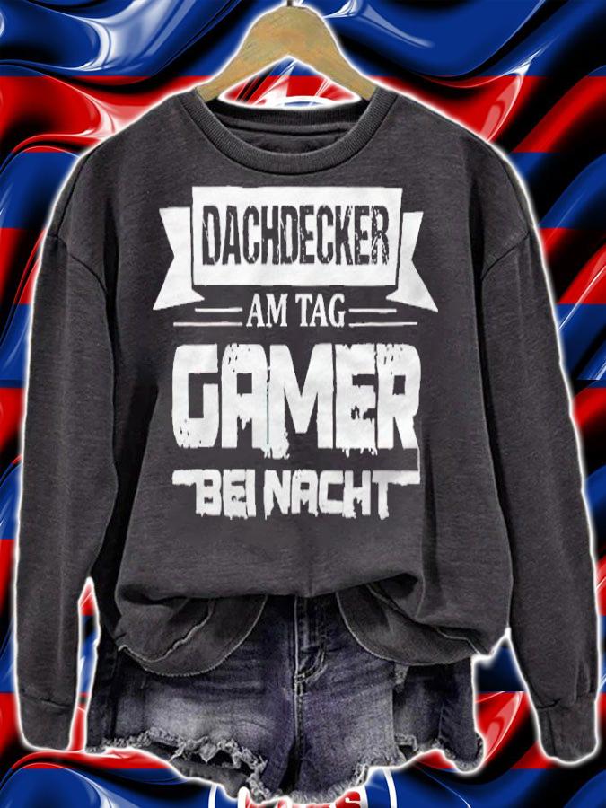 Dachdecker am tag gamer bei nacht T-shirt