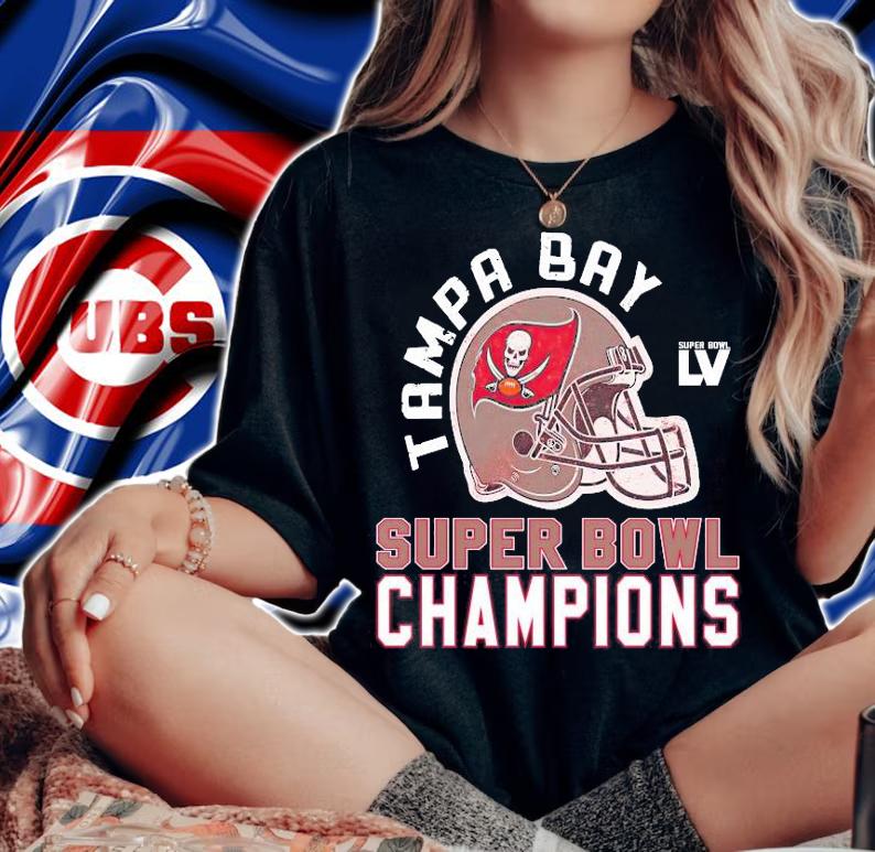 Tampa Bay Buccaneers Super Bowl Champions LIV t-shirt, sweater woman shirt
