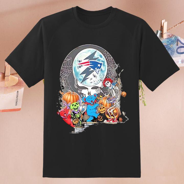 Personalized New England Patriots Bears Skeleton Pumpkin Grateful Dead Halloween T-Shirt
