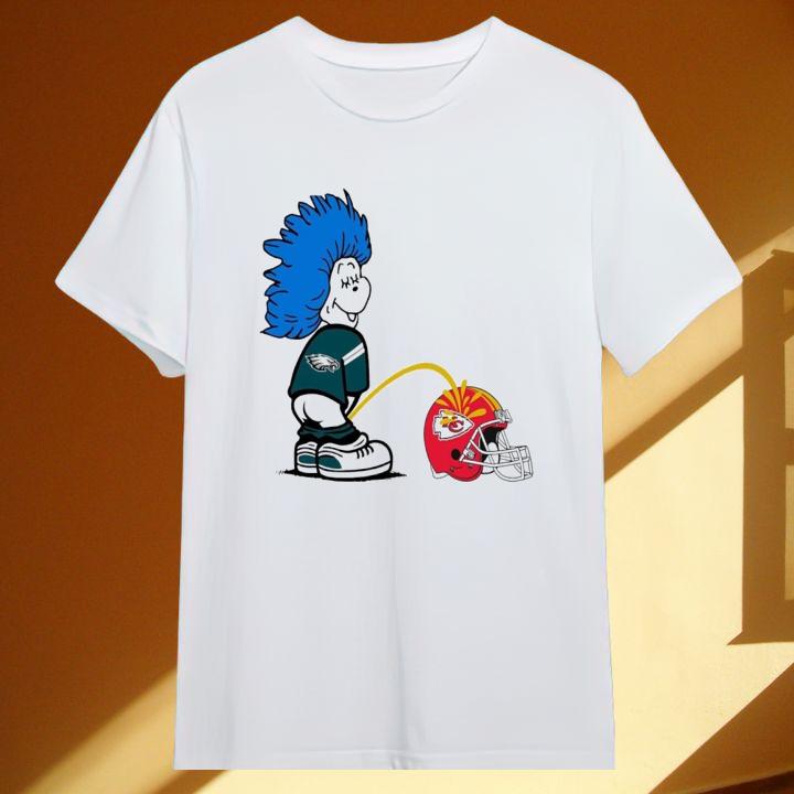 Funny Philadelphia Eagles Dr. Seuss Peeing Kansas City Chiefs Super Bowl T-Shirt