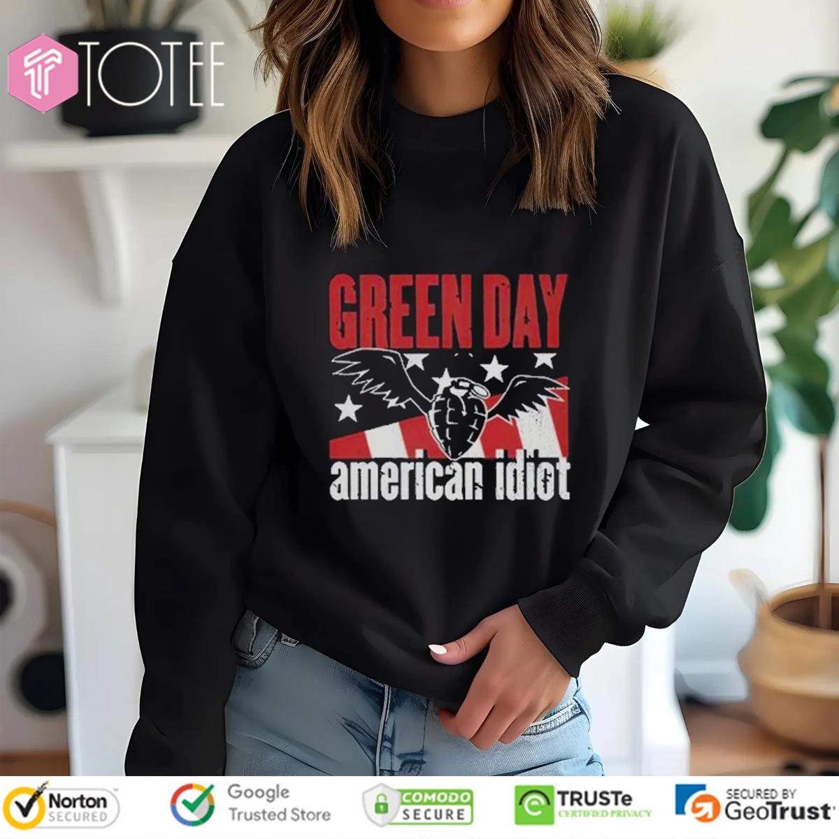Sweatshirt